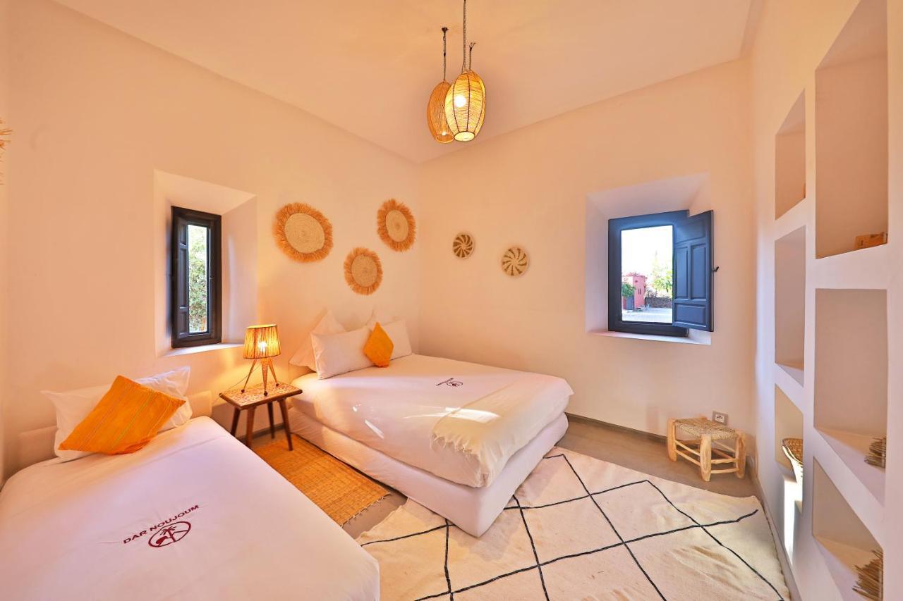 Dar Noujoum Hotel Ait Bou Zguia Bagian luar foto