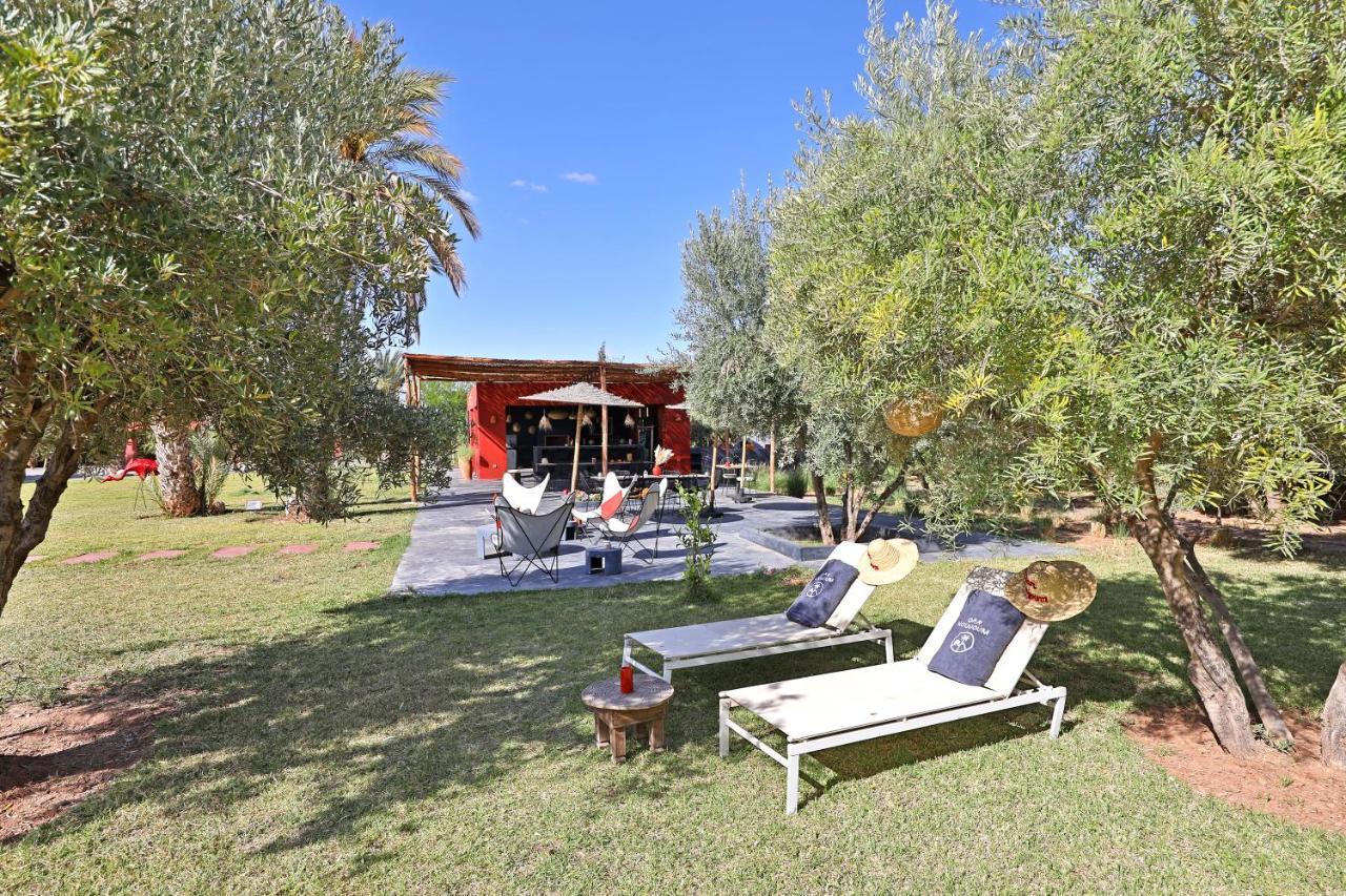 Dar Noujoum Hotel Ait Bou Zguia Bagian luar foto